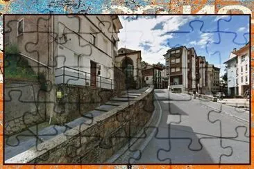 CUDILLERO (ASTURIAS) - UNA DE SUS CALLES jigsaw puzzle