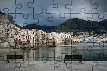 CefalÃº, Italia