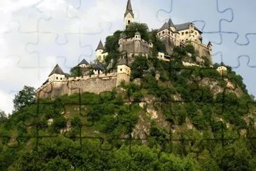 CASTILLO