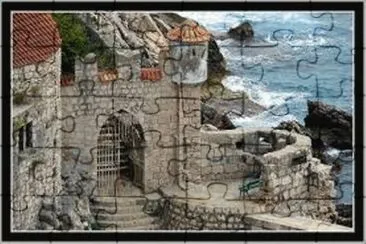 CASTILLO