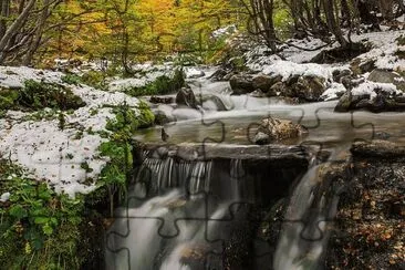 פאזל של Cerca de Ushuaia. Tierra del Fuego. Argentina