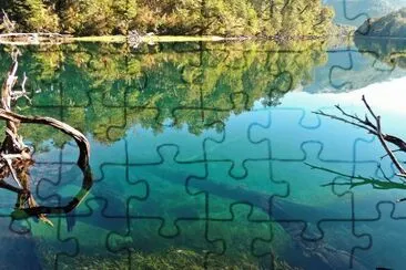 Lago MenÃ©ndez. Chubut. Argentina