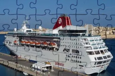 Cruise_Ship_Dock jigsaw puzzle