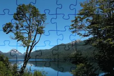 Lago Villarino. NeuquÃ©n. Argentina jigsaw puzzle