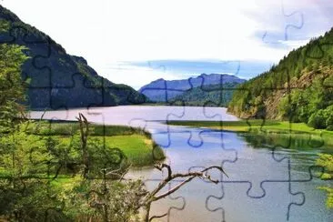 Lago Verde. Chubut. Argentina jigsaw puzzle