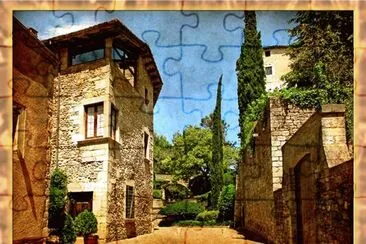 GIRONA â€“ BARRIO ANTIGUO (BARRI VELL) jigsaw puzzle