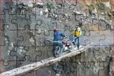 PUENTE ANGOSTO