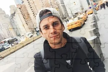 פאזל של youtuber