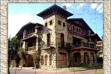 BERANGO (BIZKAIA) - Â¡QUE CHULADA DE EDIFICIO!