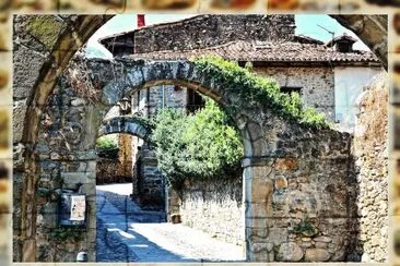 POTES (CANTABRIA) â€“ PUEBLO DE LOS PUENTES Y TORRES