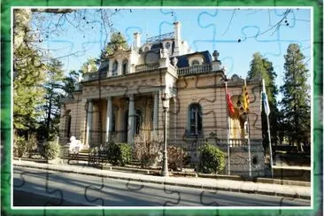 OLOT (GIRONA) â€“ ALBERGUE TORRE MALAGRIDA