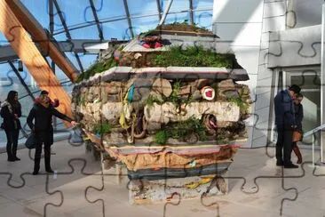 centre louis vuitton paris jigsaw puzzle