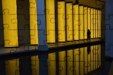 centre louis vuitton paris jigsaw puzzle