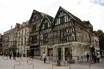 Auxerre jigsaw puzzle