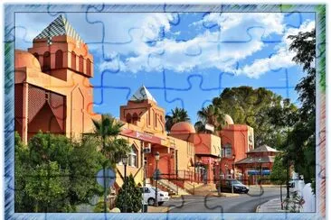 MARBELLA (MÃLAGA) â€“ CENTRO COMERCIAL DOÃ‘A PEPA jigsaw puzzle