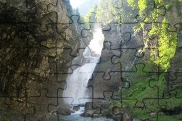 Cascada de la Cueva