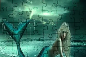 Sirena en la orilla del mar. jigsaw puzzle