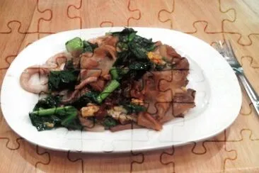 פאזל של comida tai