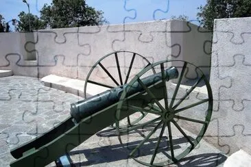 CaÃ±Ã³n antiguo en fuerte de la Ciudad de Puebla.