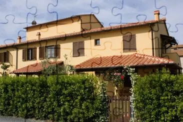 פאזל של beautiful house