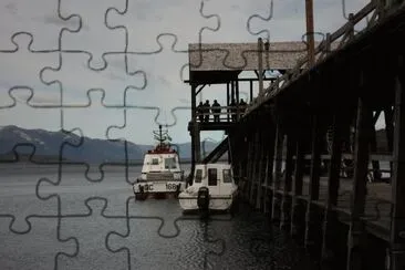 embarcaciones y muelle