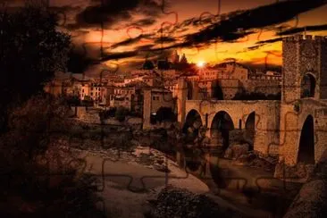 BesalÃº, medieval jigsaw puzzle