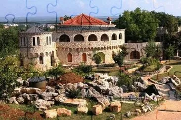 Castillo jigsaw puzzle