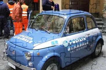 FIAT 500 poliziotta