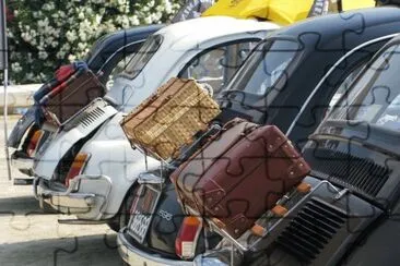FIAT 500 viaggiatrice jigsaw puzzle