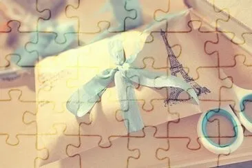 delicado jigsaw puzzle