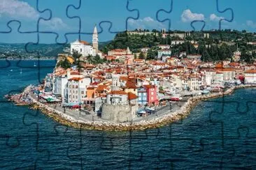 bord de mer en SlovÃ©nie jigsaw puzzle
