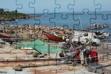 Rambla de los pescadores en Punta FrÃ­a jigsaw puzzle