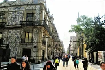 Calle peatonal Madero, Ciudad de MÃ©xico. jigsaw puzzle