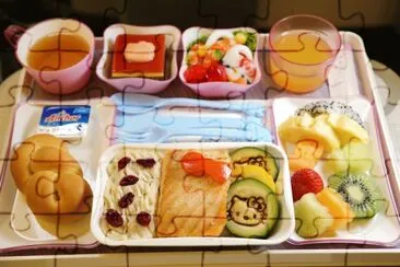 פאזל של Kids Airplane Food