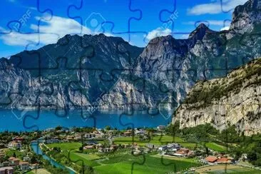 × ×•×£ jigsaw puzzle