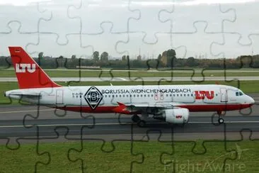 LTU International Airbus A320 Alemania