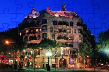 פאזל של Casa MilÃ¡-Barcelona