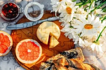 Croissant Cheese   Fruits