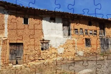 Casa con colmenas jigsaw puzzle