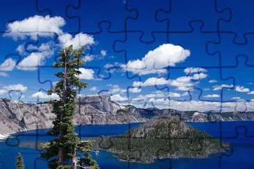 Wizard Island in Crater Lake
