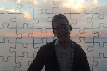 × ×ª×™ jigsaw puzzle