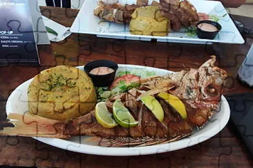 Mofongo con Chillo frito jigsaw puzzle