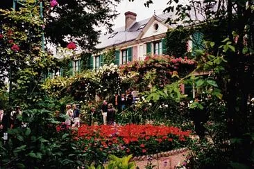 Maison de Claude Monet Ã  Giverny jigsaw puzzle