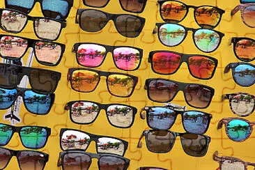 glasses jigsaw puzzle
