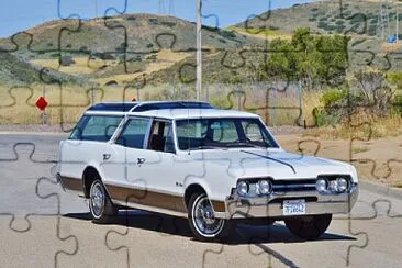 1967 Oldsmobile Vista Cruiser jigsaw puzzle