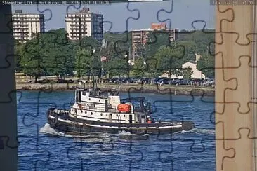 tug Manitou jigsaw puzzle
