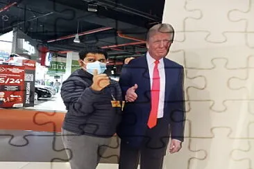 פאזל של Trump