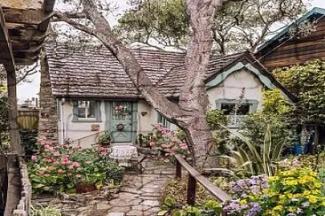 Casa y jardín jigsaw puzzle