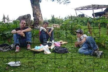 פאזל של picnic in svani