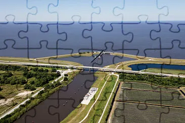 Toy jigsaw puzzle